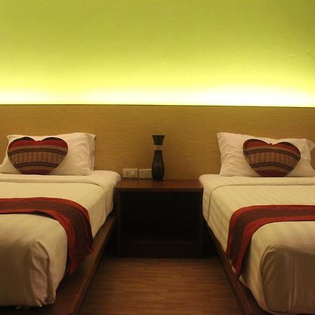 Freedom Kata Hotel Luaran gambar