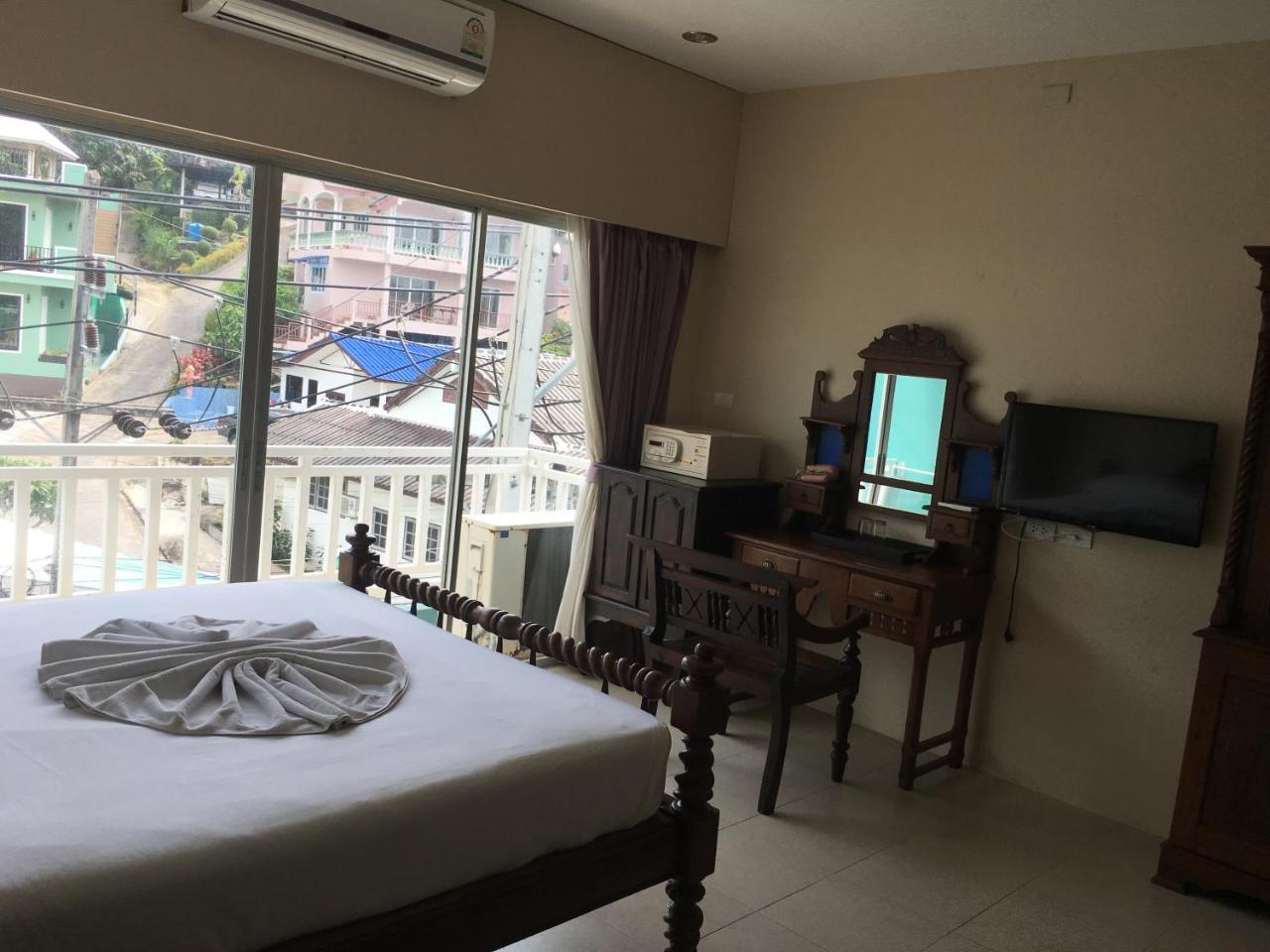 Freedom Kata Hotel Luaran gambar