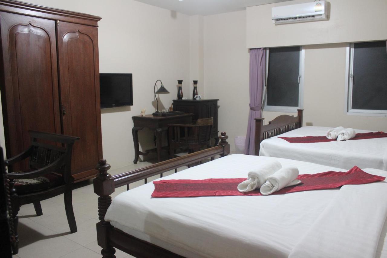 Freedom Kata Hotel Luaran gambar