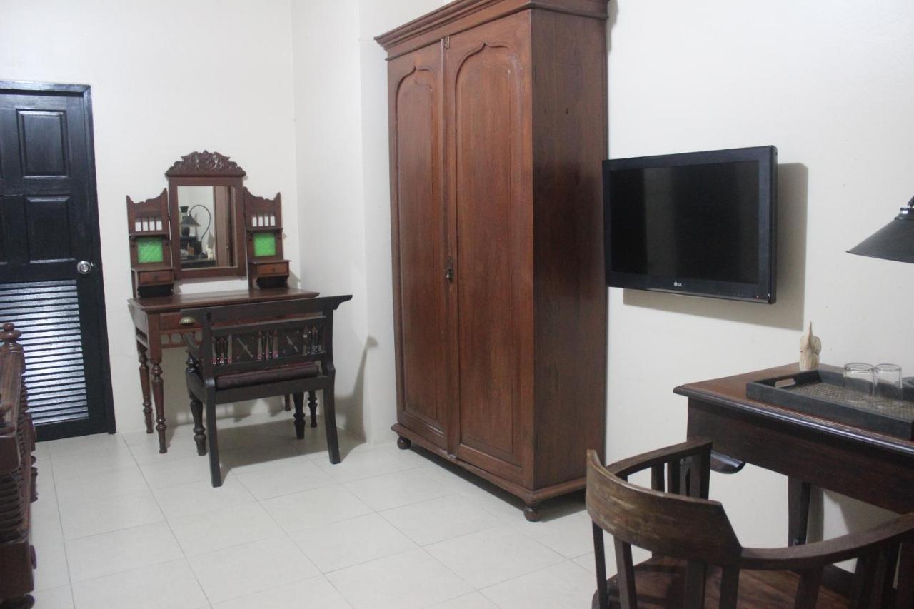 Freedom Kata Hotel Luaran gambar