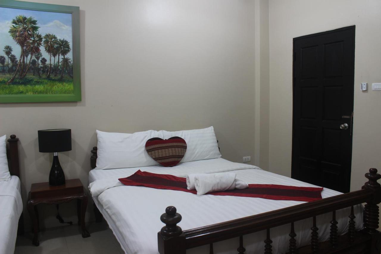 Freedom Kata Hotel Luaran gambar