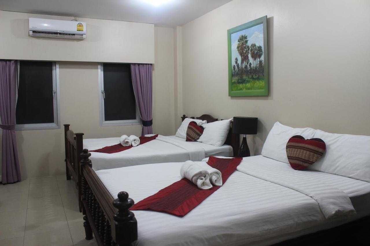 Freedom Kata Hotel Luaran gambar