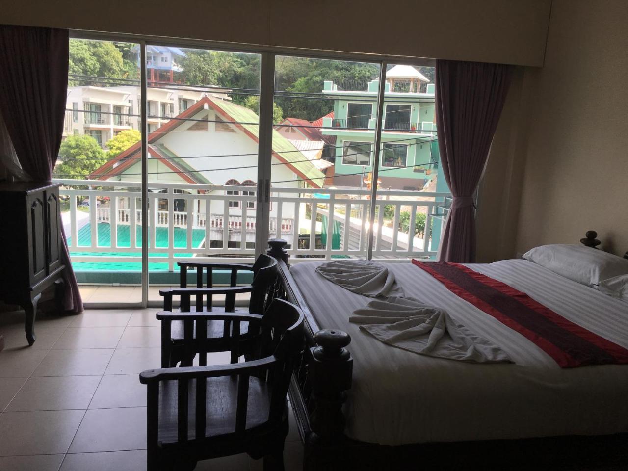 Freedom Kata Hotel Luaran gambar